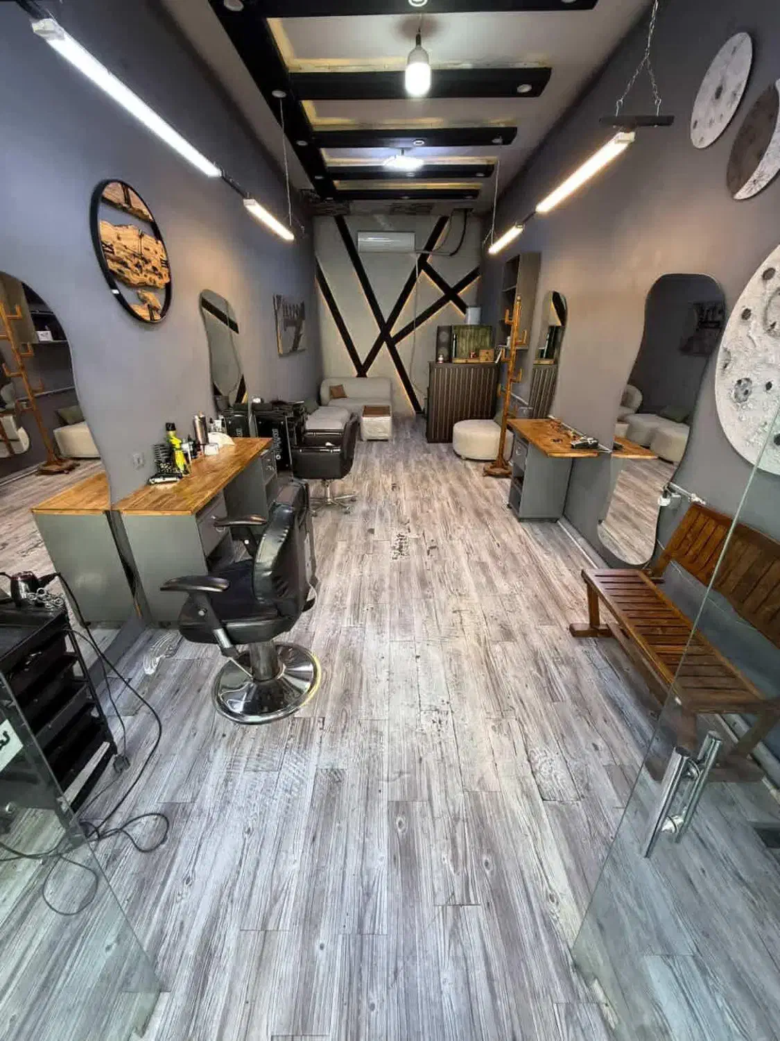 صندلی آرایشگاه اجاره داده میشه فردیس|خدمات آرایشگری و زیبایی|فردیس, فردیس|دیوار