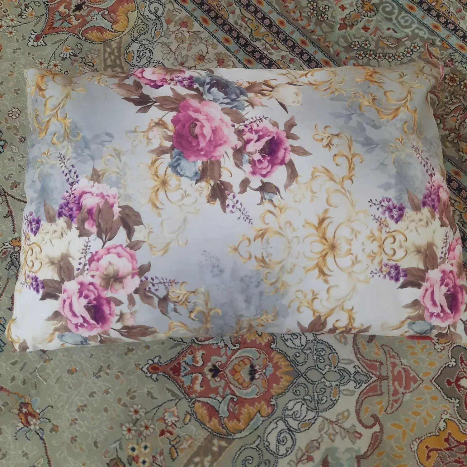 رخت خواب|رختخواب، بالش، پتو|قم, زنبیل آباد|دیوار