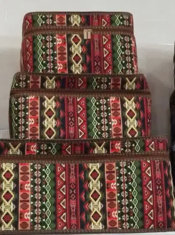 کیف|مبلمان خانگی و میز عسلی|یزد, |دیوار