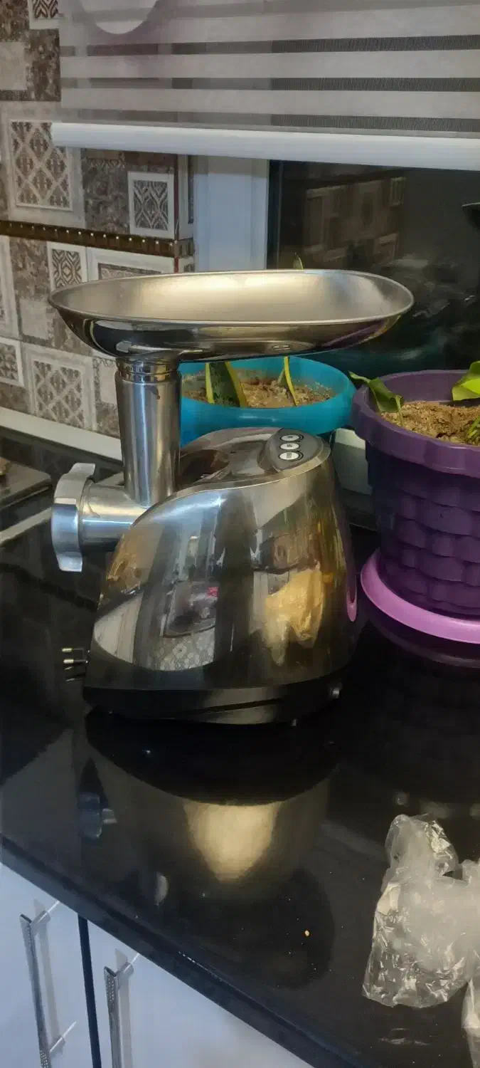 چرخ گوشت|خردکن، آسیاب، غذاساز|پاکدشت, پاکدشت (مامازند)|دیوار