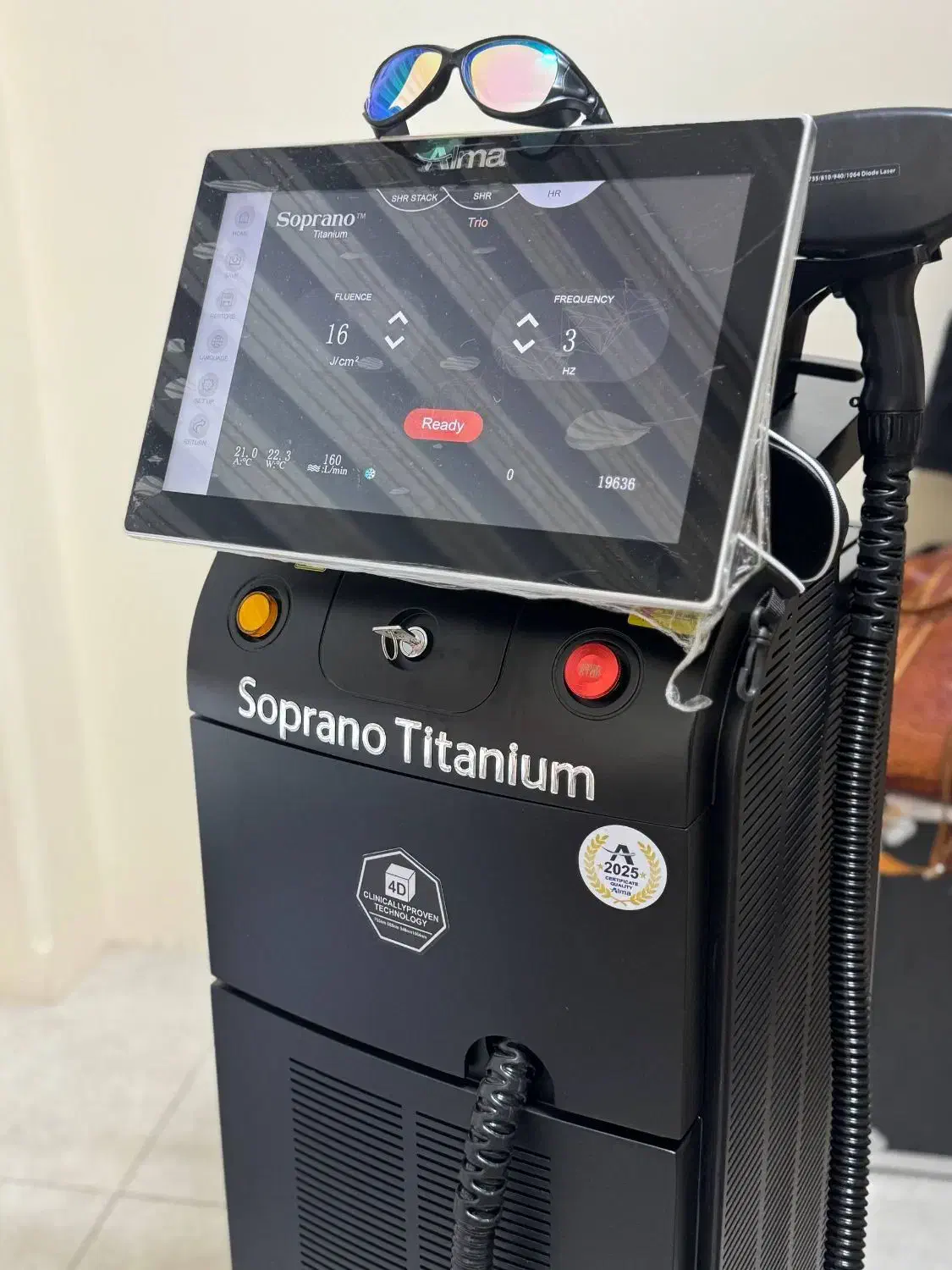 اوپراتور دستگاه لیزر اقا|استخدام درمانی، زیبایی، بهداشتی|تبریز, |دیوار