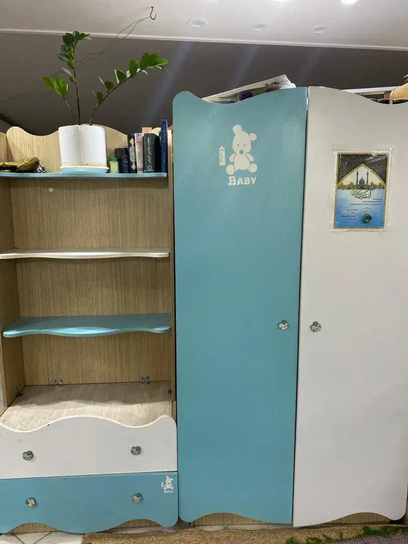 کتابخونه و کمد و کشو کودک در حد نو|اسباب و اثاث بچه|تهران, وردآورد|دیوار