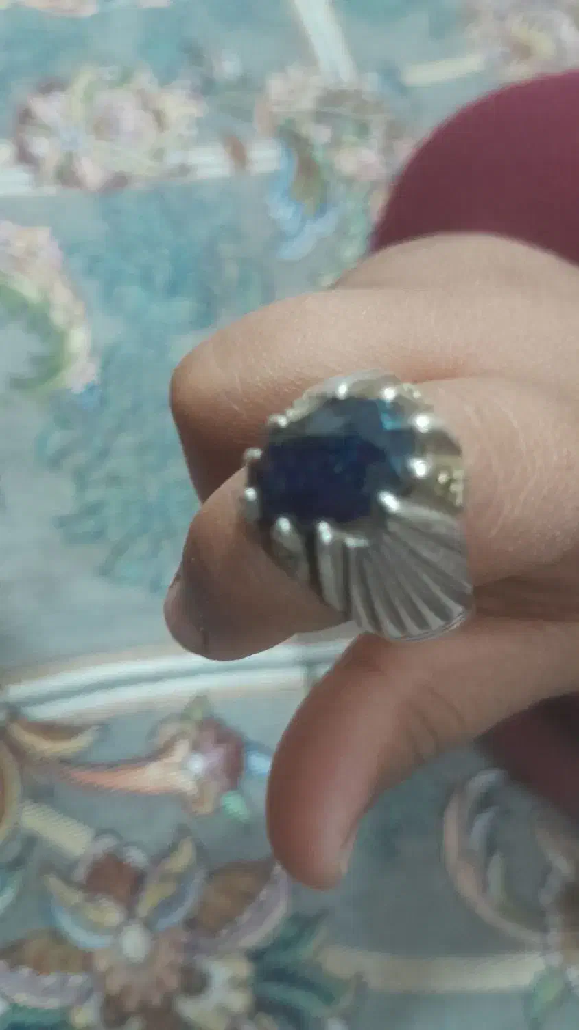 یاقوت کبود اصل با فیروزه قدیم|جواهرات|جغین, |دیوار