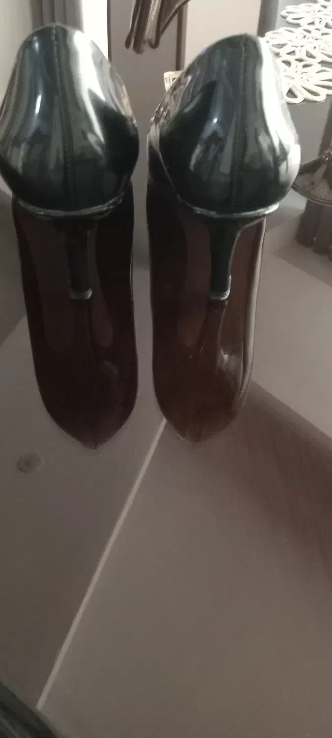 سه عدد کفش زنانه|کیف، کفش، کمربند|باغستان, |دیوار