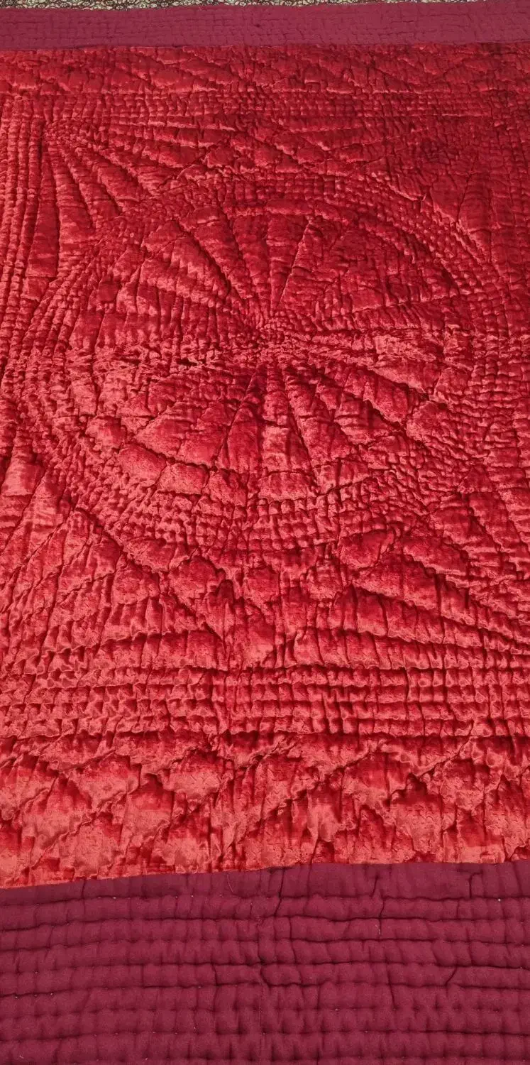 لحاف مخمل|رختخواب، بالش، پتو|حمیدیا, |دیوار