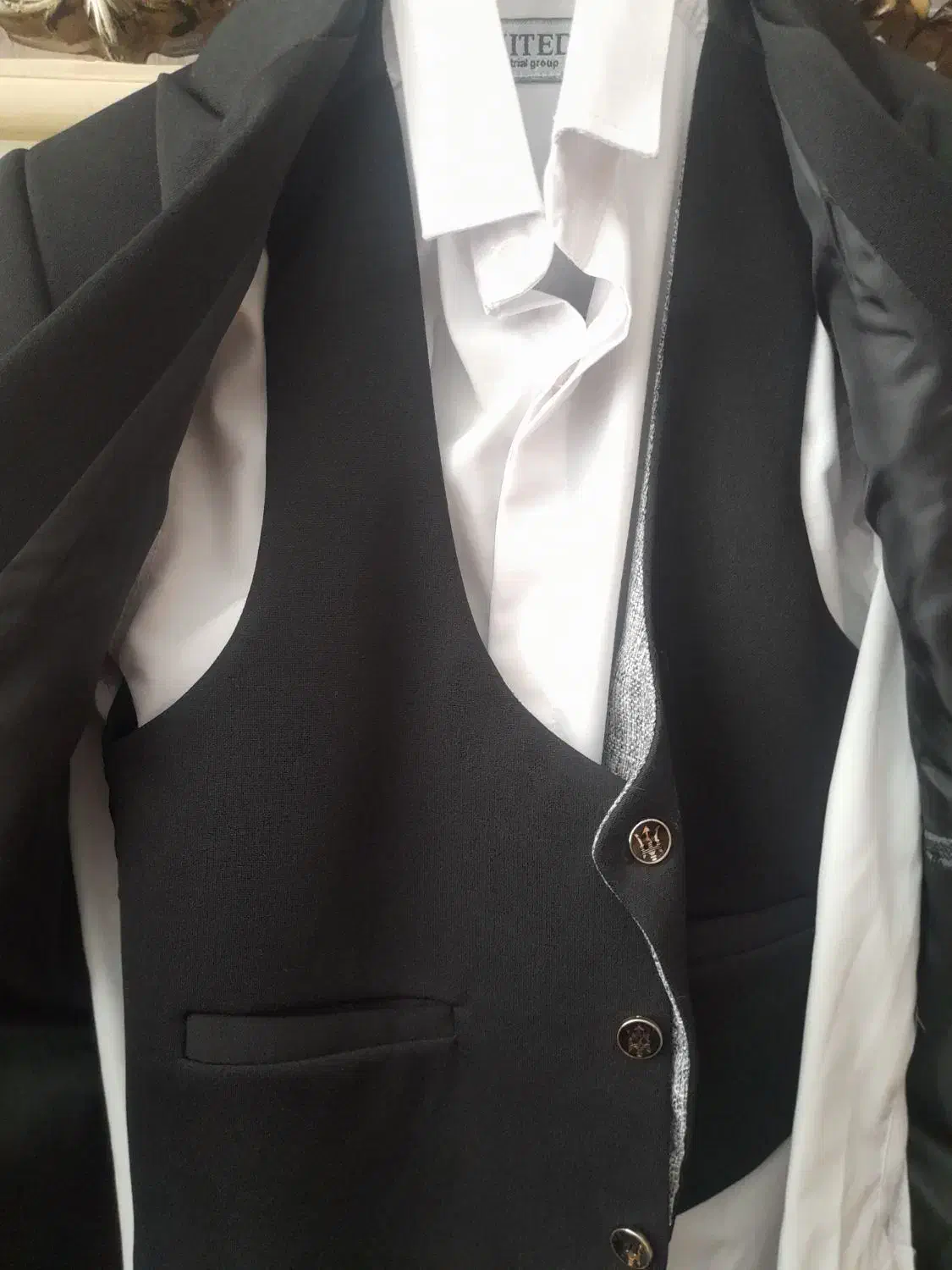 کت شلوار تخفیف داره|لباس|رباط‌کریم, آدران|دیوار