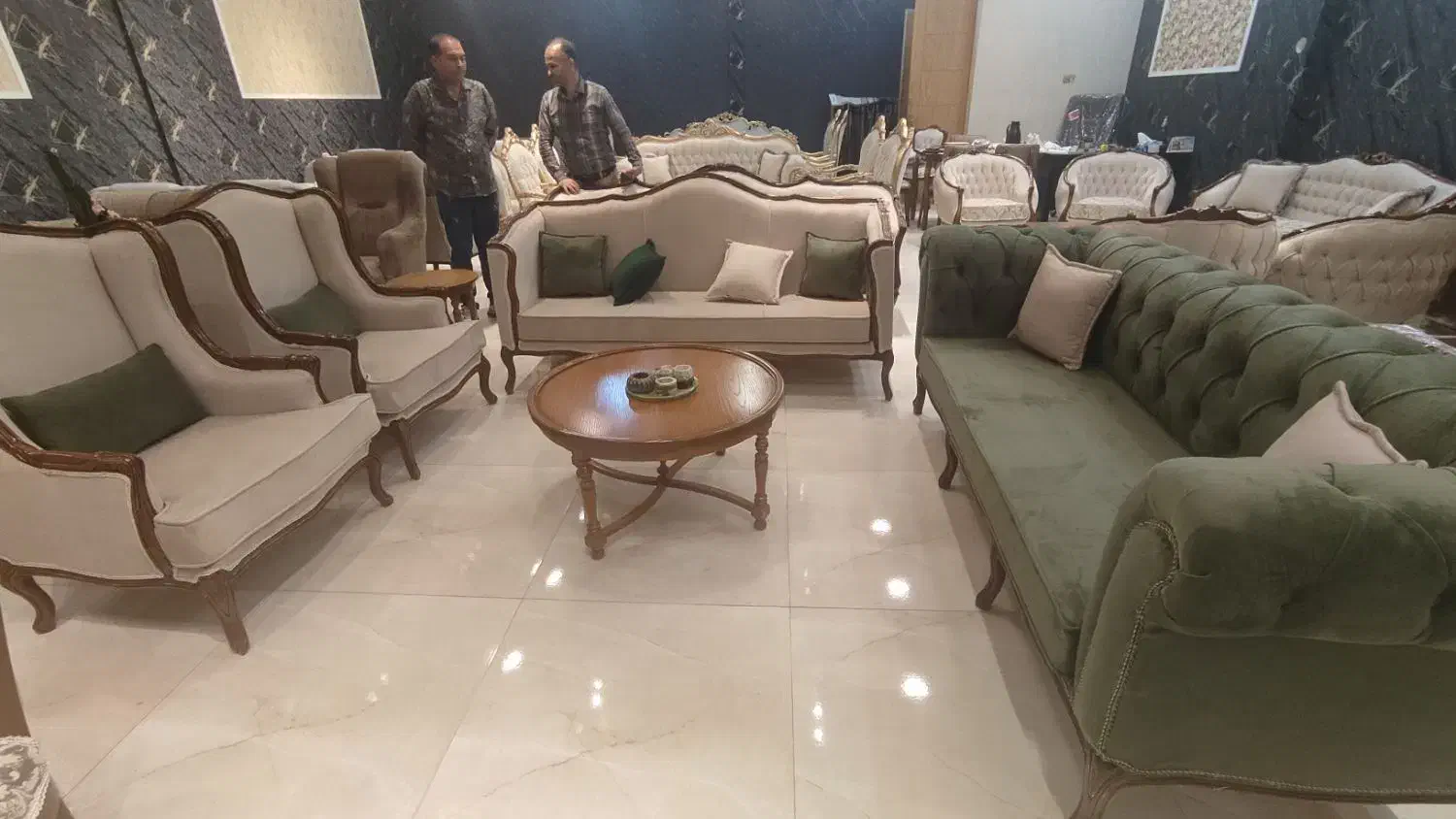 مبل کویین فرانسوی مبلمان میلاد حافظ شرقی|مبلمان خانگی و میز عسلی|بیرجند, |دیوار