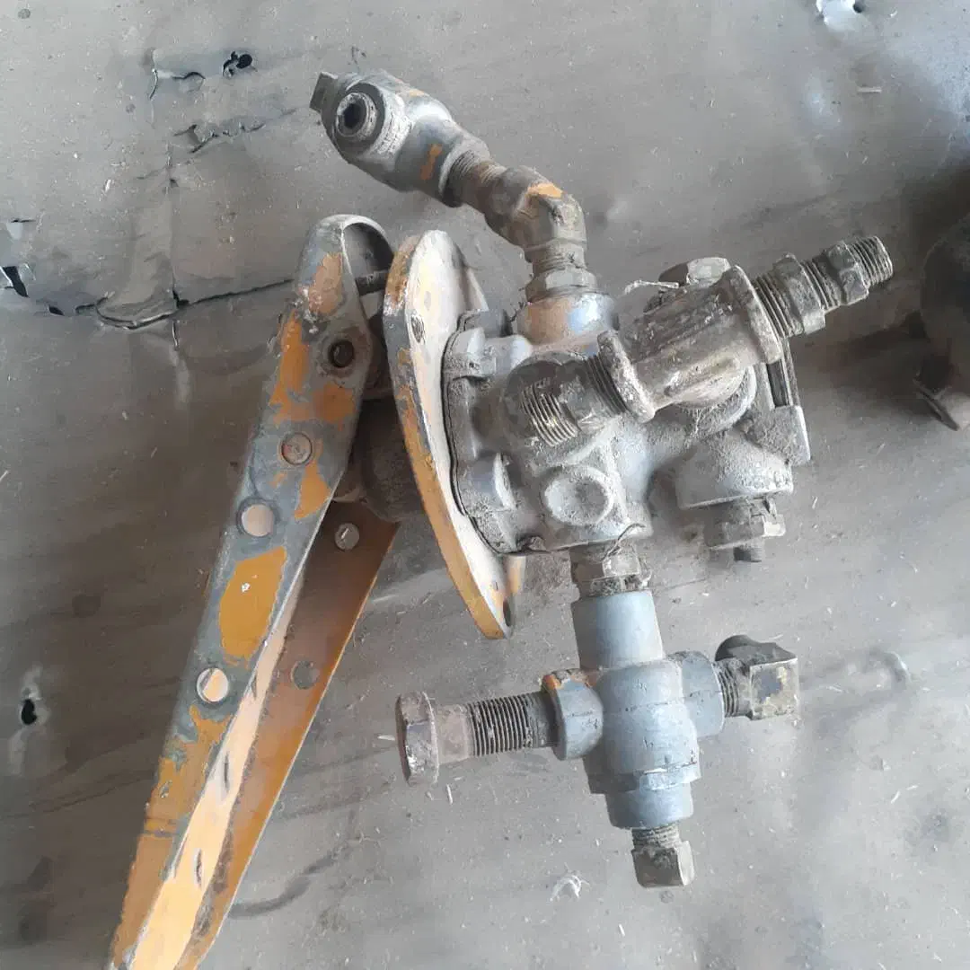 یک دست کامل ترمز لودر|قطعات یدکی و لوازم جانبی|کوهدشت, |دیوار