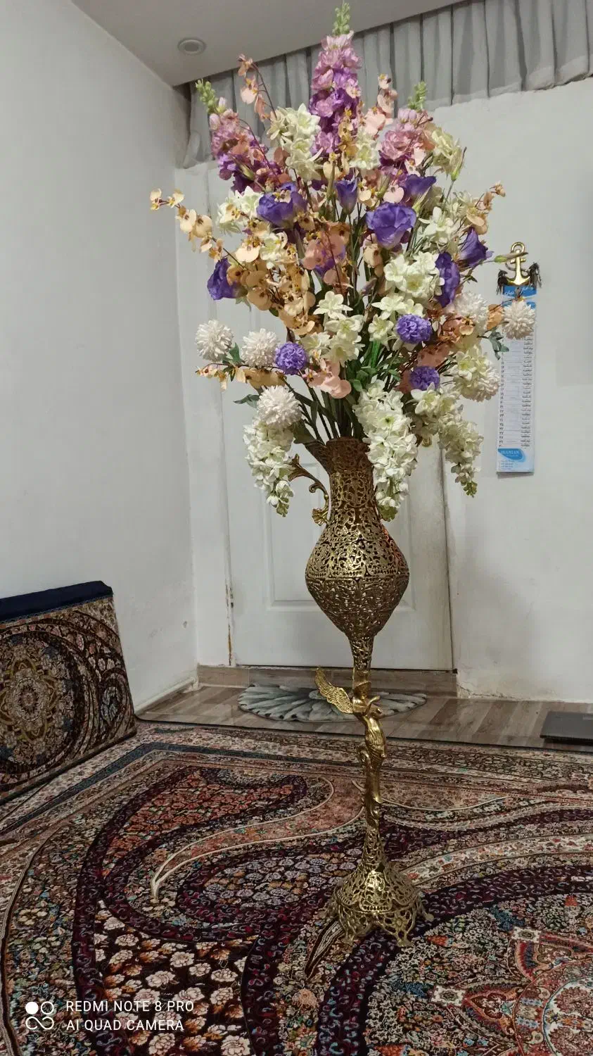 گل و گلدان برنجی|گل مصنوعی|اقبالیه, |دیوار