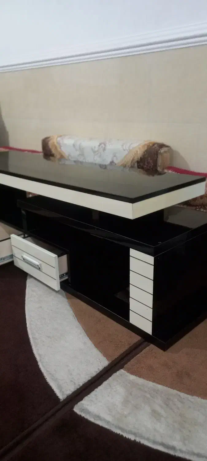 میز تلوزیون|میز تلویزیون|اهرم, |دیوار