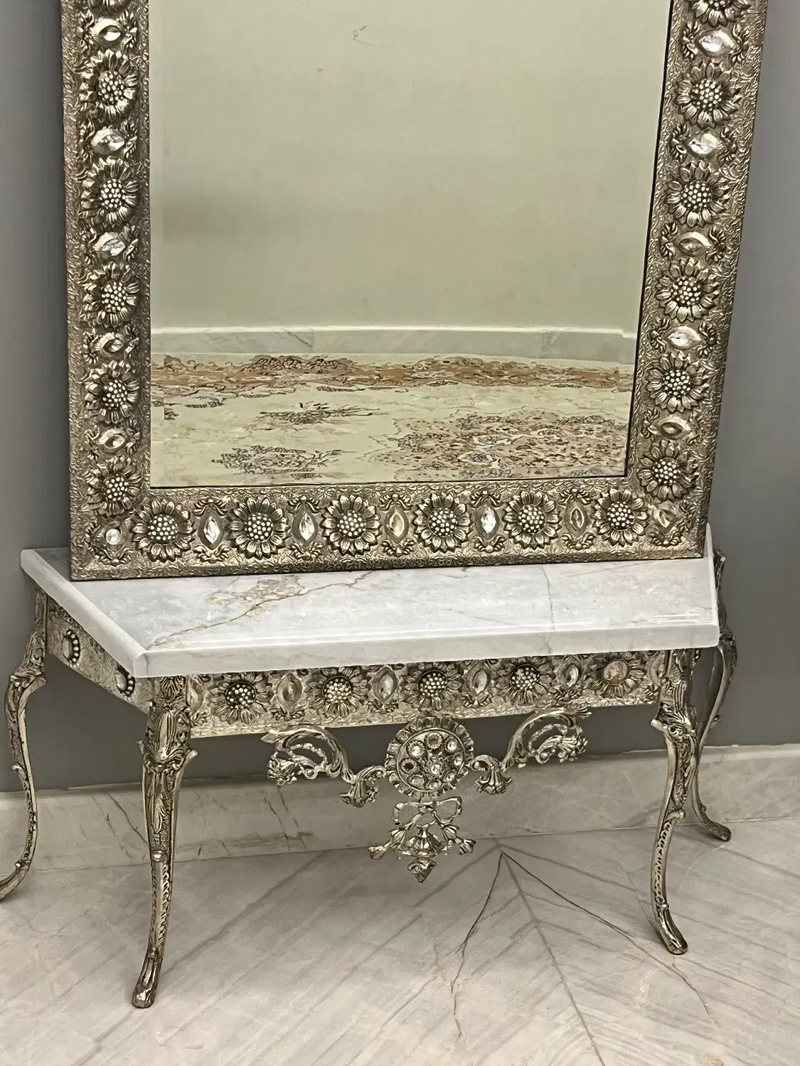 اینه شمعدان|آینه|مشهد, آبادگران|دیوار