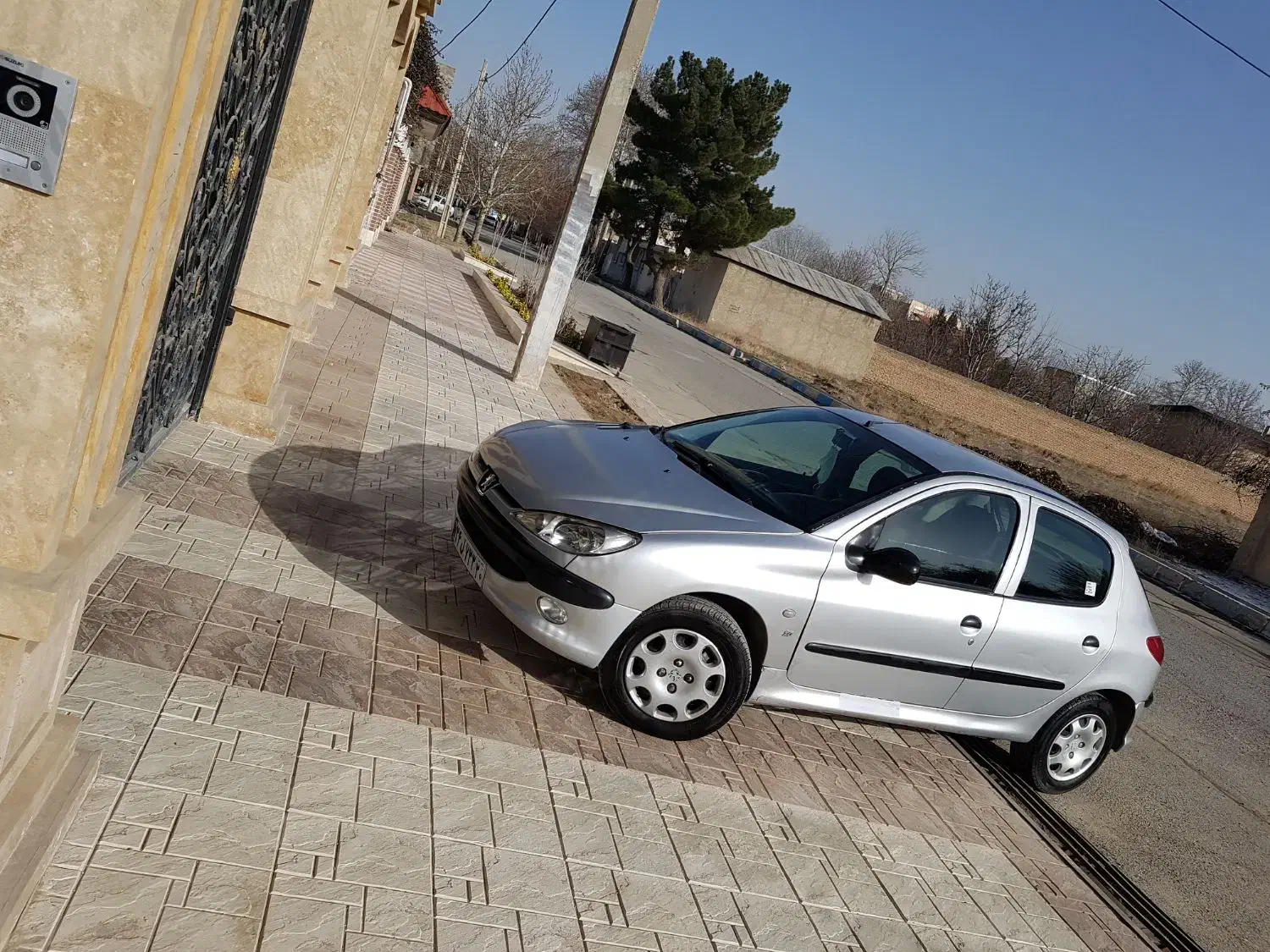 ۲۰۶ نقرای مدل ۸۳ سالم|خودرو سواری و وانت|چهارباغ, |دیوار