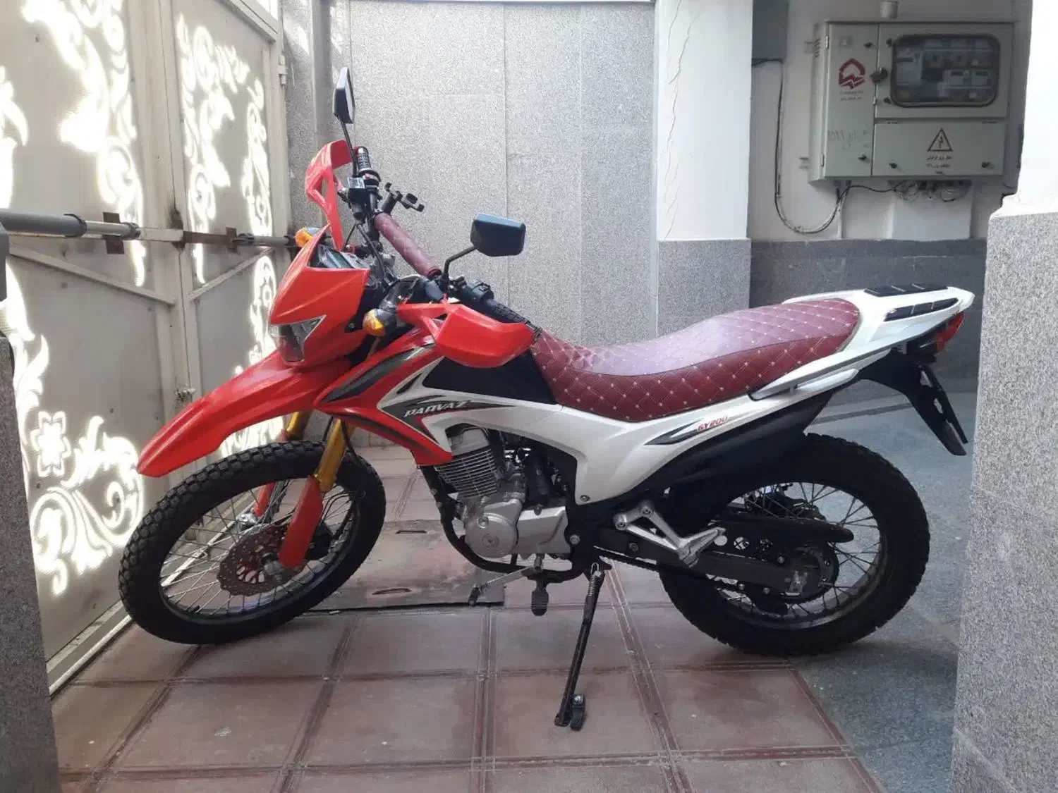 تریل پرواز ۲۰۰|موتورسیکلت|سبزوار, کاشفی شمالی (دادگستری)|دیوار