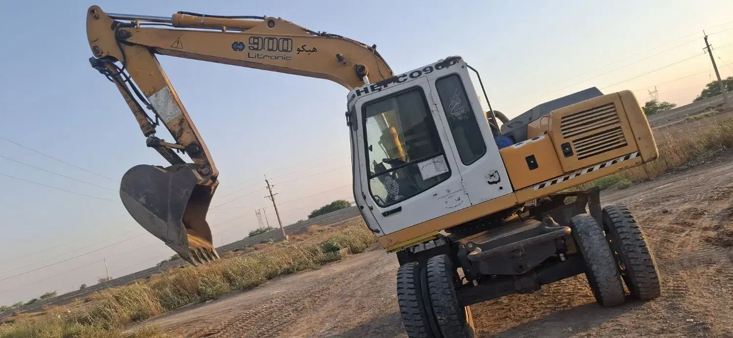 بیل لاستیکی A900. 2007|خودرو سنگین|اهواز, ۲۴ متری|دیوار