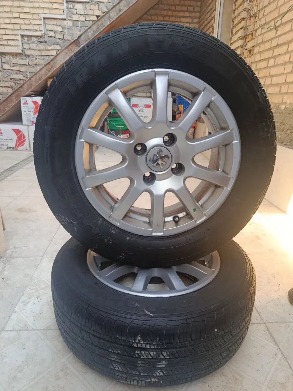 ۴حلقه رینگ به همراه لاستیک|قطعات یدکی و لوازم جانبی|خرمشهر, |دیوار