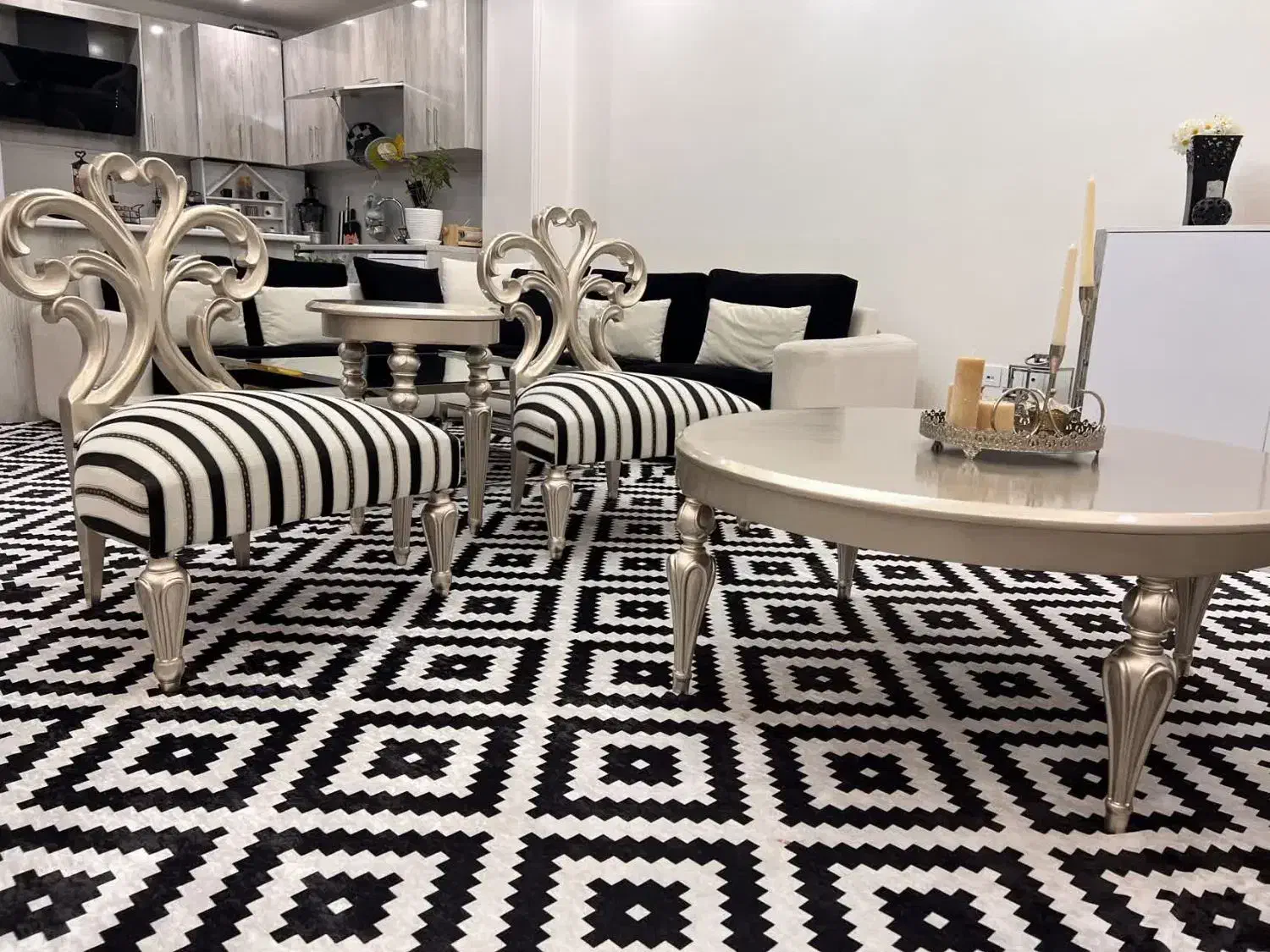 مبلمان سلطنتی ومیز غذا خوری ۱۰ نفر شیک|مبلمان خانگی و میز عسلی|پردیس, فاز ۴|دیوار