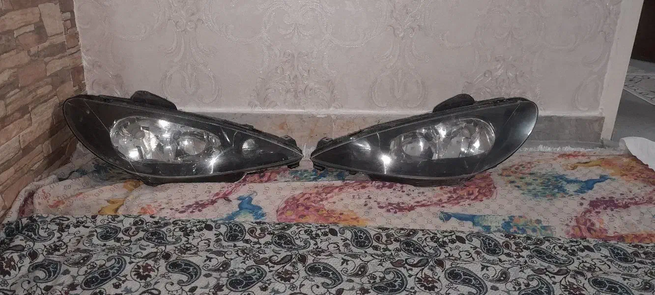 چراغ جلو عقب ۲۰۶|قطعات یدکی و لوازم جانبی|قدس, شهرقدس|دیوار