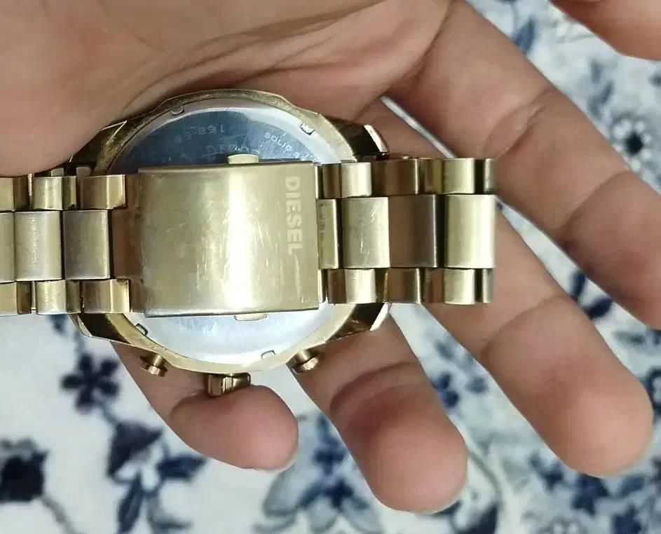 ساعت|ساعت|دهدشت, |دیوار