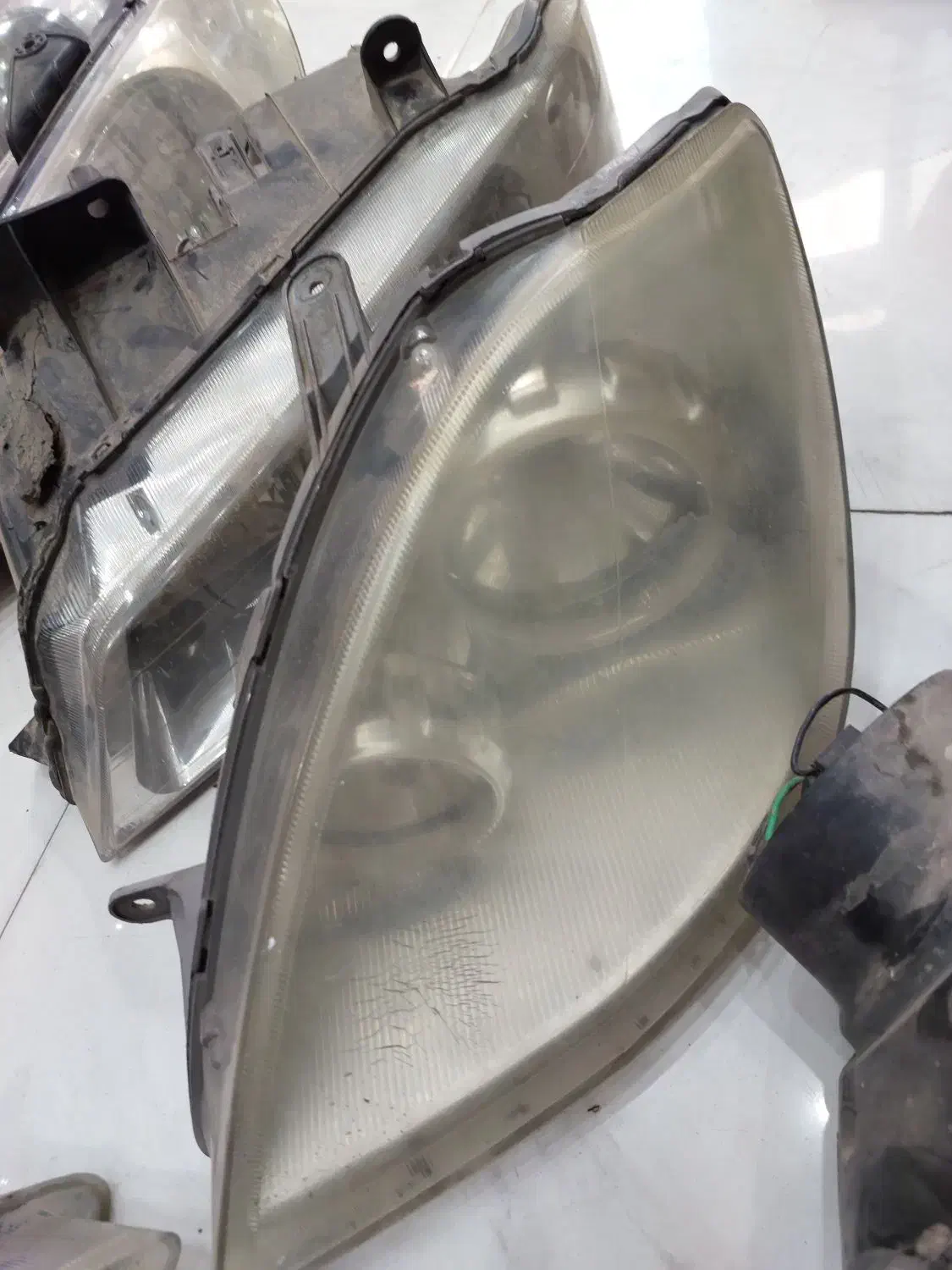 چراغ تعویض طلق چراغ|قطعات یدکی و لوازم جانبی|قدس, شهرقدس|دیوار