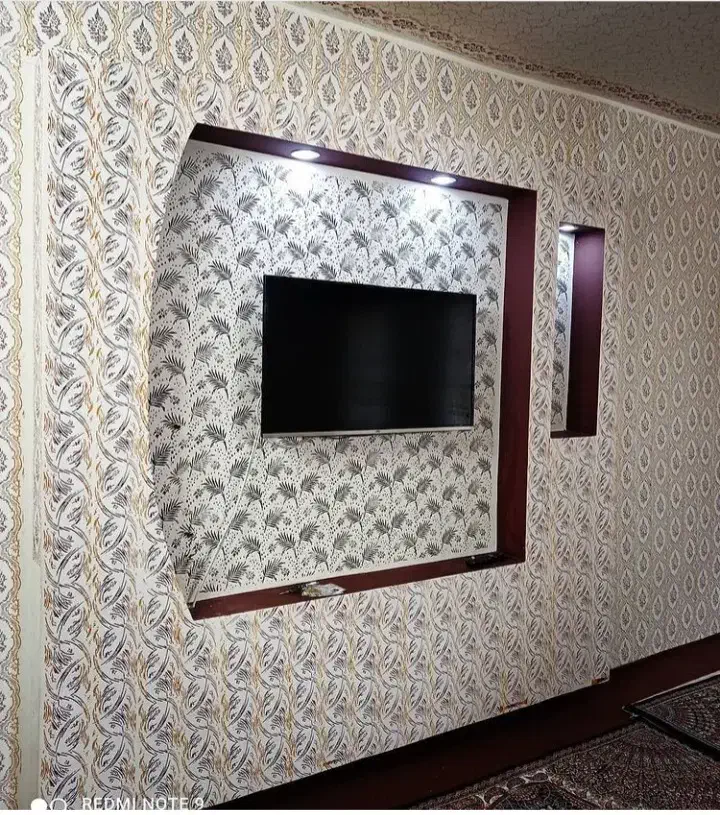 طرح های کاغذ دیوار و رنگ های سفید وغیره|خدمات پیشه و مهارت|ینقاق, |دیوار