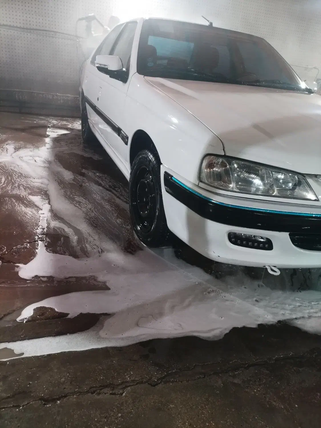 پژوپارس ۴۰۱ بدون رنگ و تمیز|خودرو سواری و وانت|زابل, |دیوار