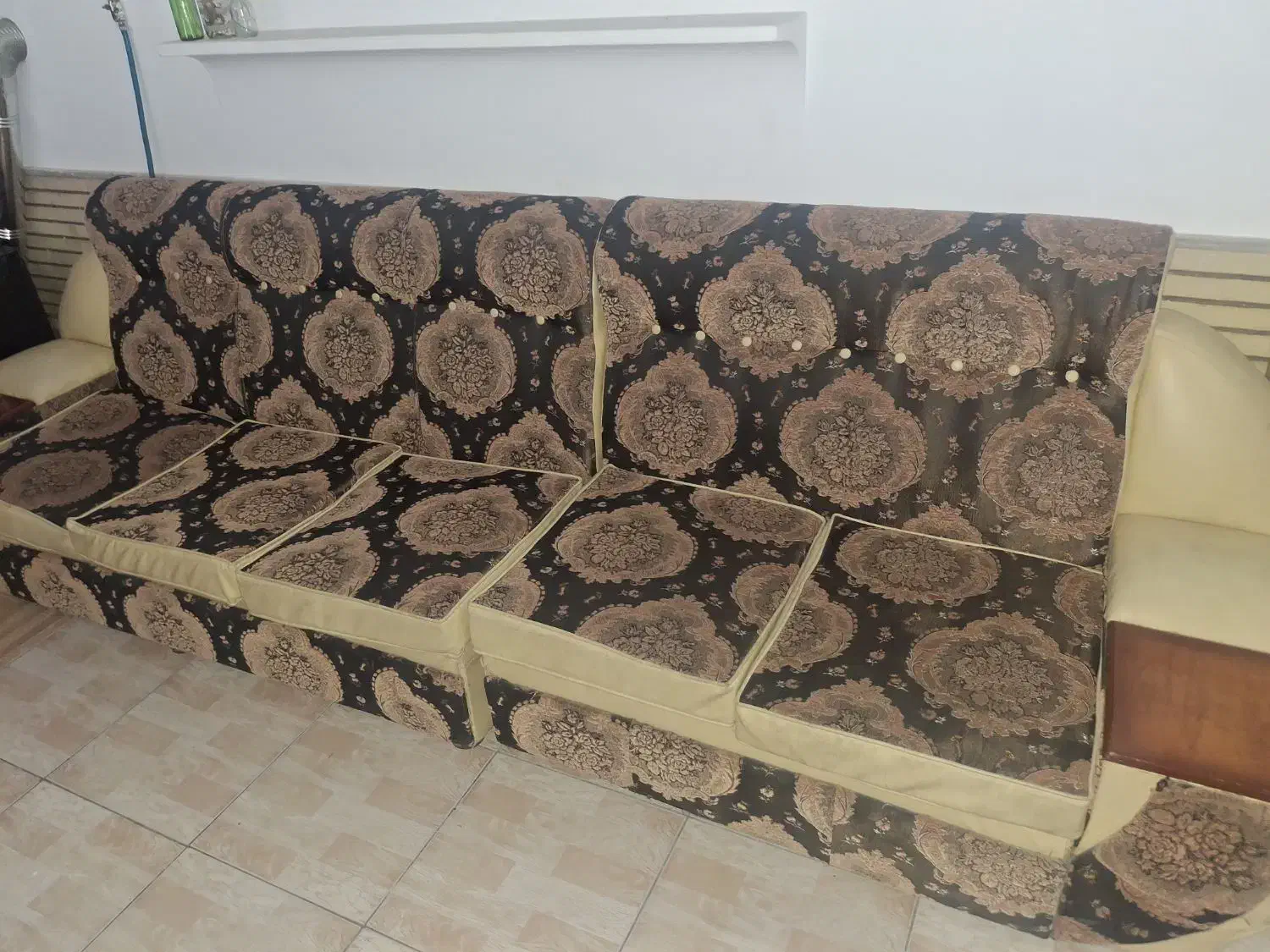 مبل ال ۷ نفره|مبلمان خانگی و میز عسلی|قم, انسجام|دیوار