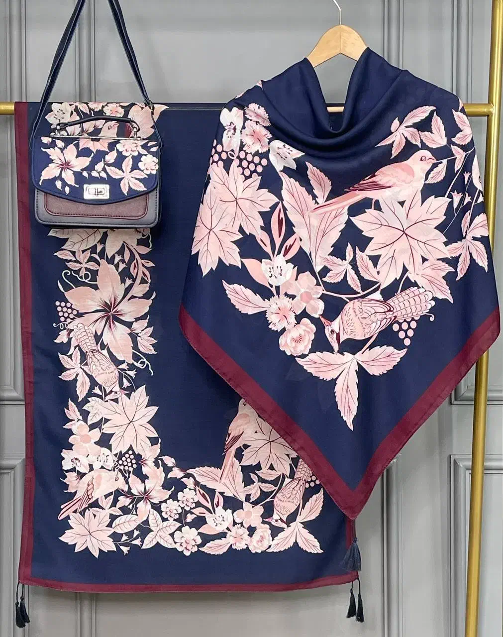 ست کیف و روسری (شال)|لباس|نائین, |دیوار