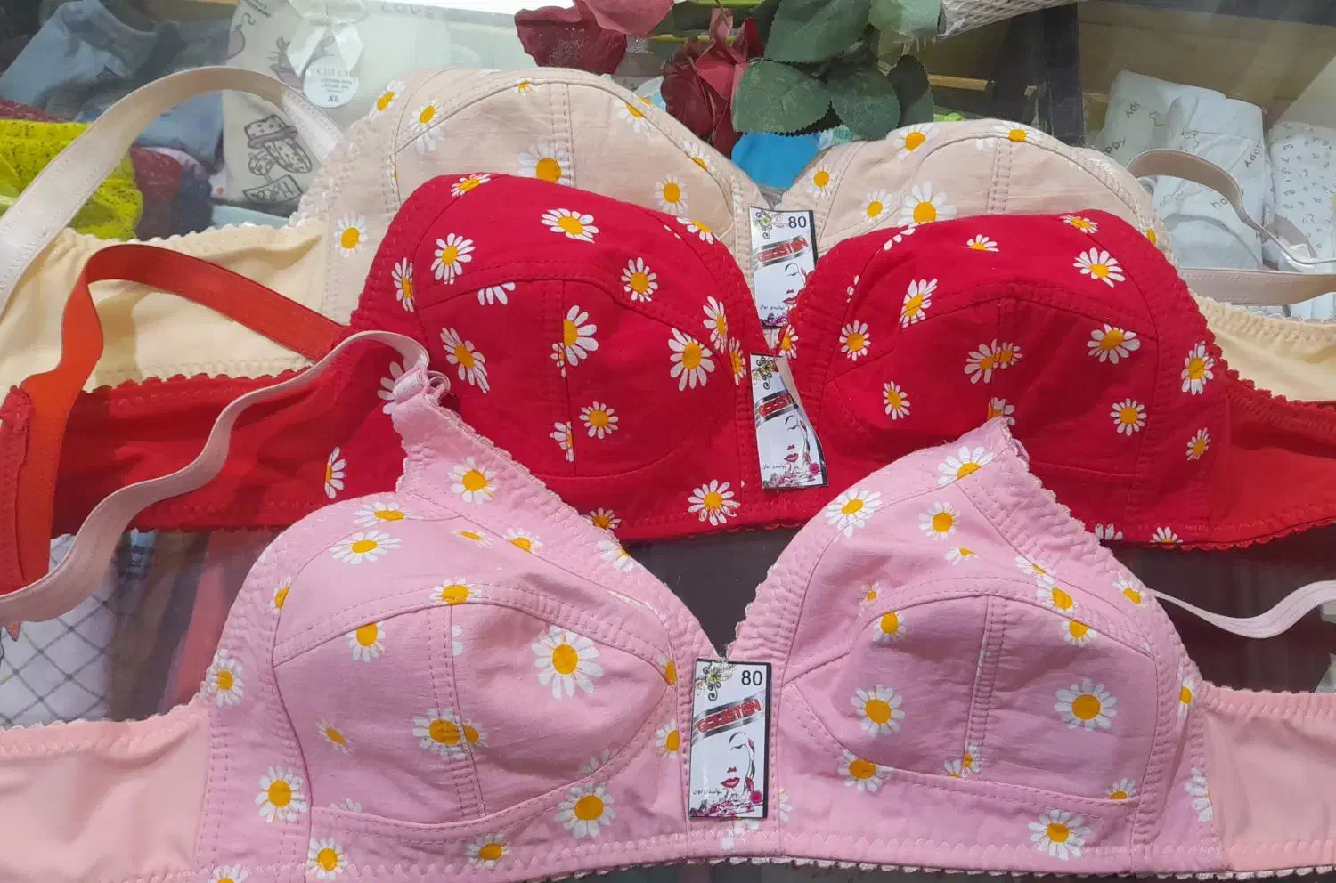 سوتین کتان|لباس|آران و بیدگل, |دیوار