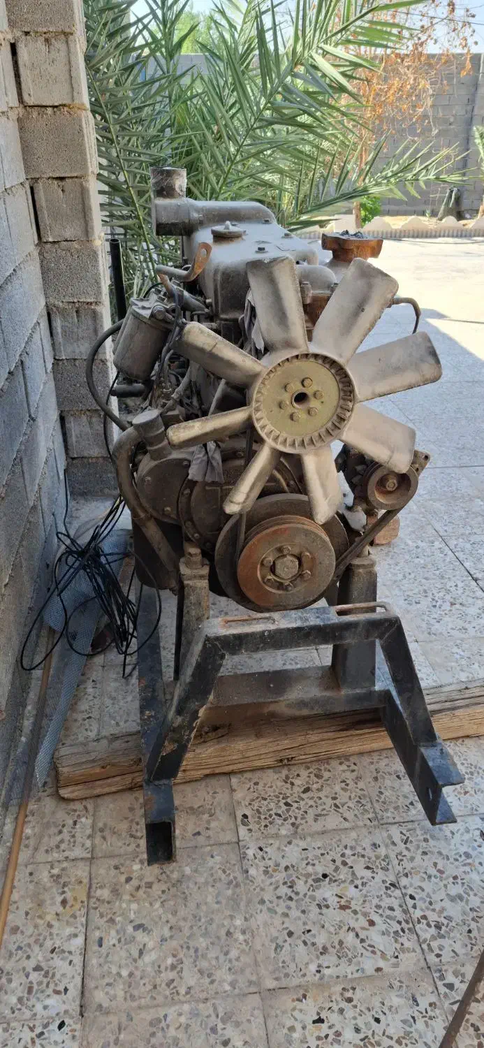 موتور آب بنز شش سیلندر بنز|ماشین‌آلات صنعتی|امیدیه, |دیوار