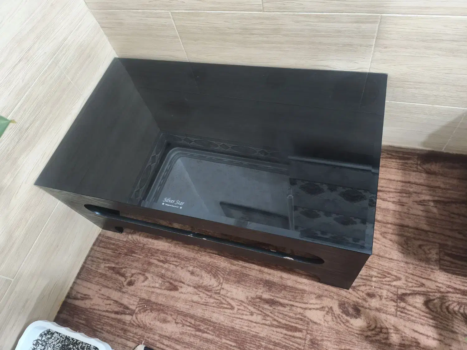 گل میز|مبلمان خانگی و میز عسلی|چغادک, |دیوار