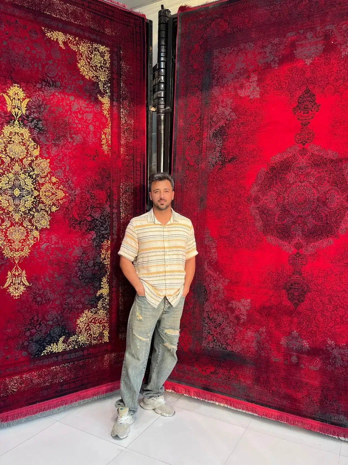 فرش قرمز خوشکل و خاص|فرش|بندر کنگان, |دیوار