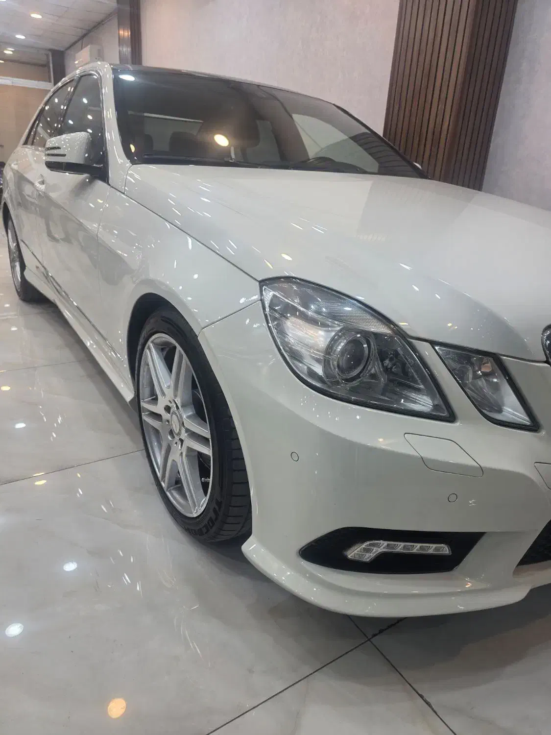 بنز e300درجه یک بدون رنگ|خودرو سواری و وانت|شیراز, فرهنگ شهر|دیوار