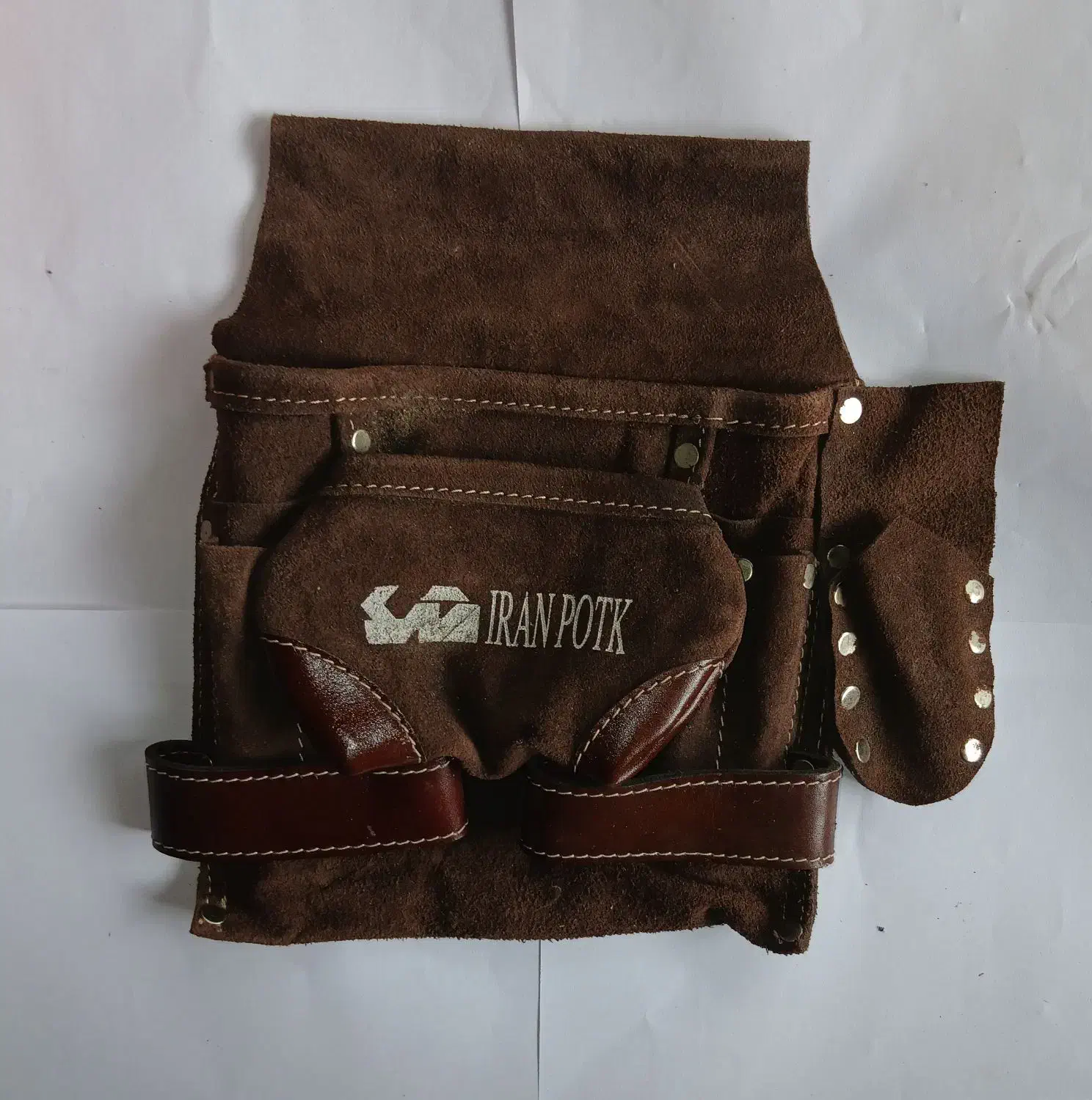 کیف نجاری|کیف، کفش، کمربند|رشت, رشتیان|دیوار