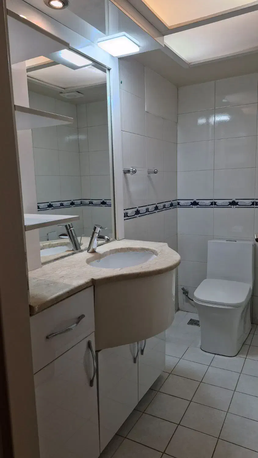 سئول ۱۲۵ متر ۳ خوابه کم واحد