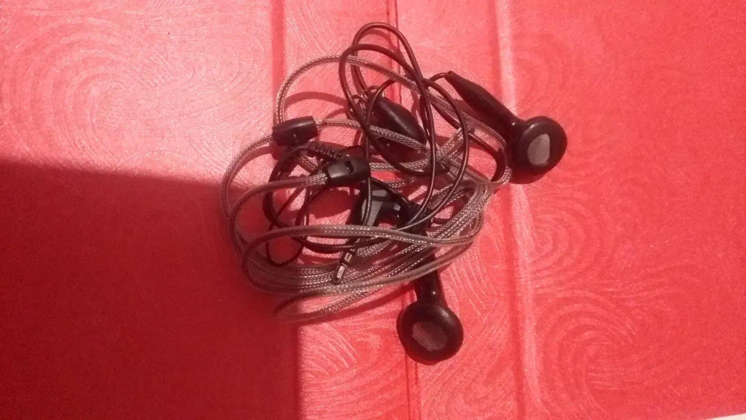 تعدادی هندزفری با سیم|پخشکننده همراه|تهران, استاد معین|دیوار