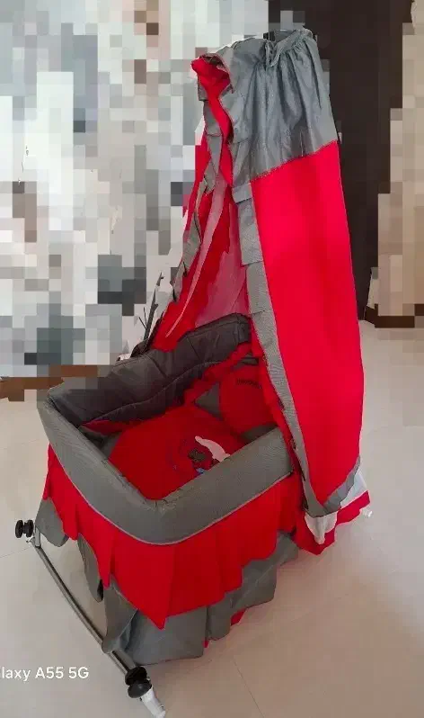 تخت و گهواره کنار مادر|تخت و صندلی بچه|کرمانشاه, |دیوار