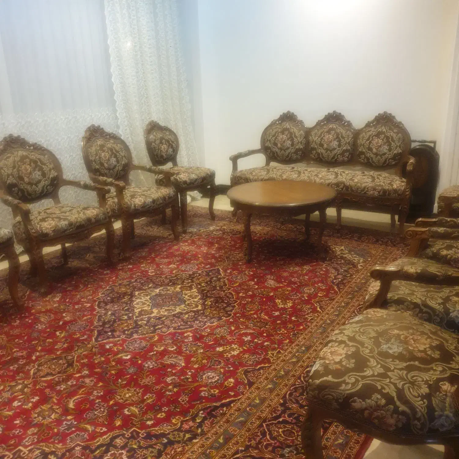 ست کامل پذیرایی و ناهارخوری چوب گردو قدیمی|مبلمان خانگی و میز عسلی|تهران, صادقیه|دیوار