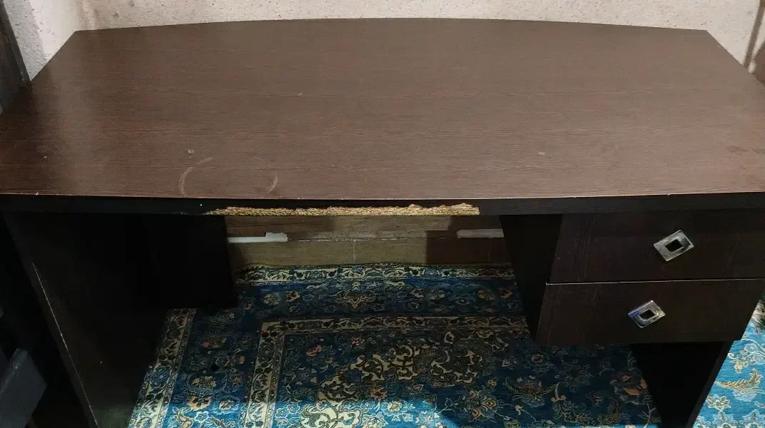 میز تحریر و کامپیوتر|میز تحریر و کامپیوتر|گرگان, |دیوار