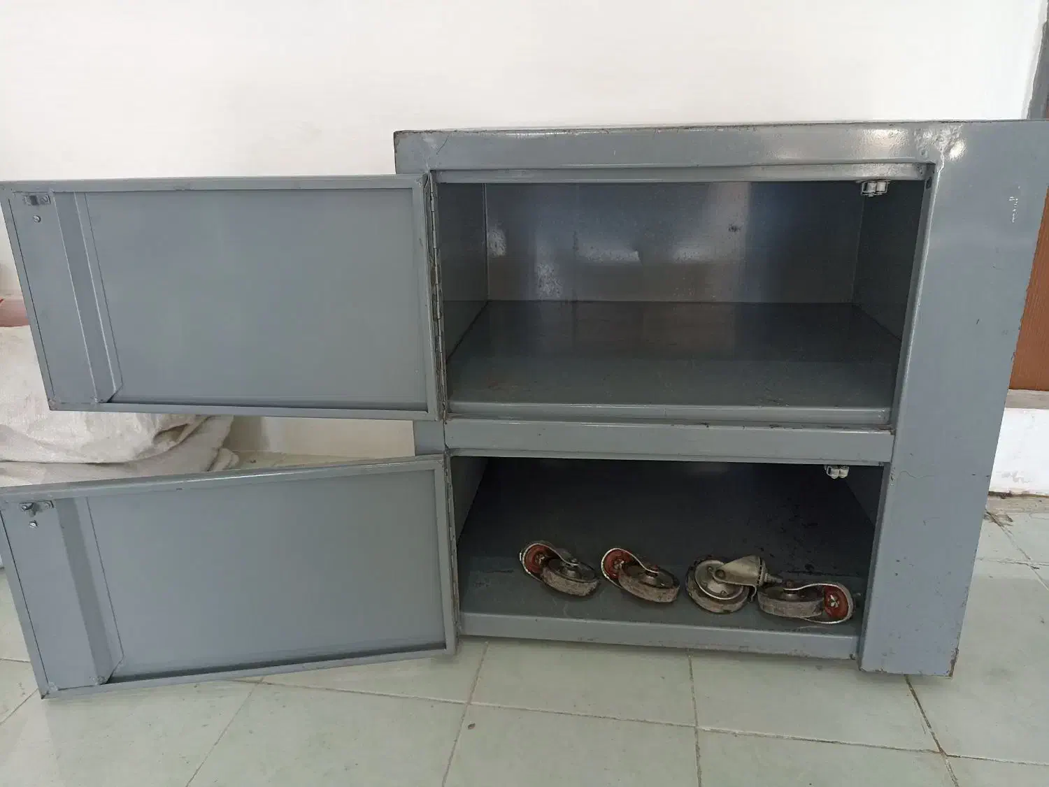 کابینت فلزی|بوفه، ویترین، کنسول|سهند, |دیوار