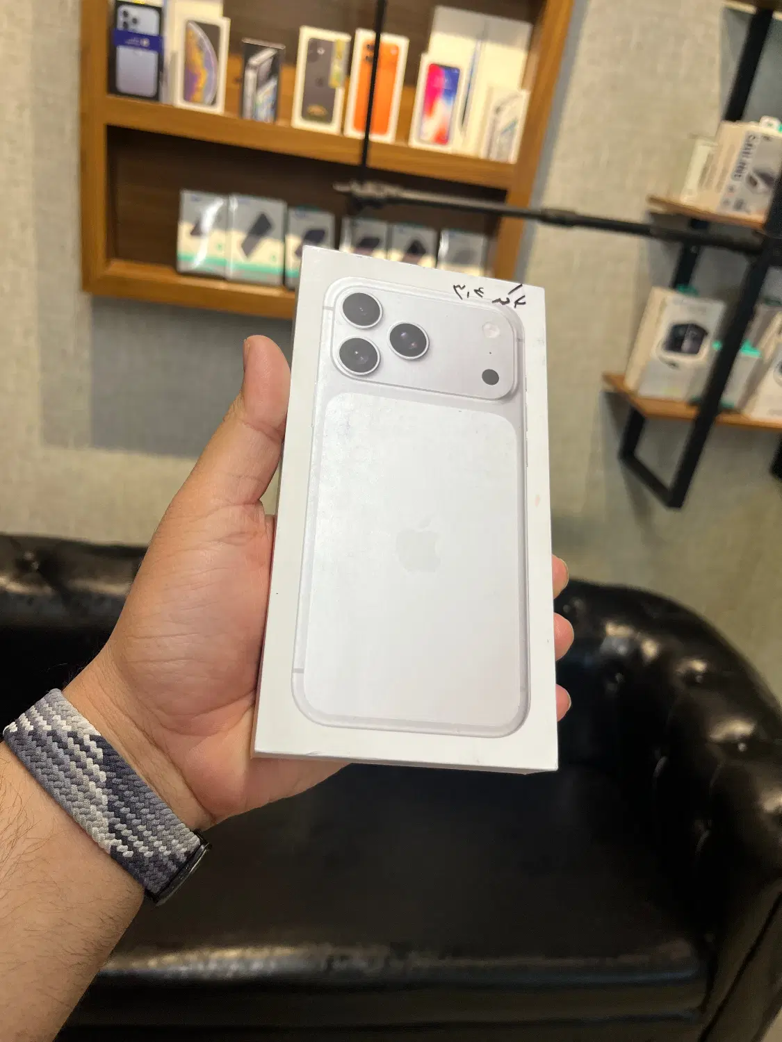 iPhone 17 Pro Max|موبایل|اصفهان, جلفا|دیوار