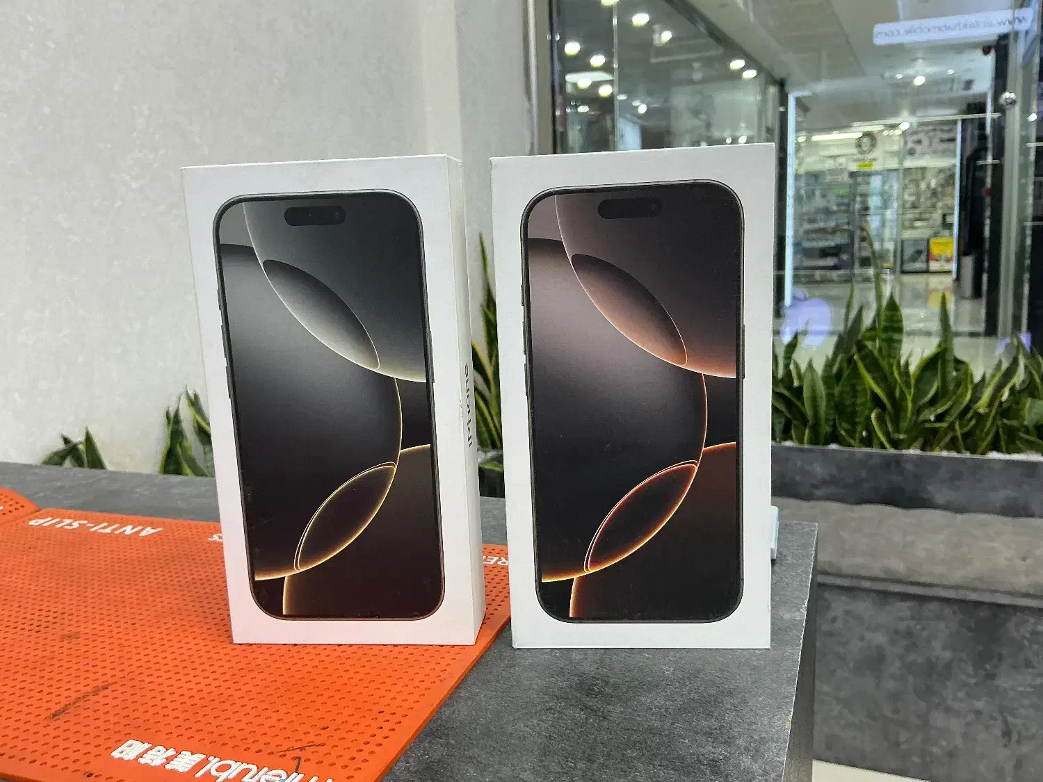 iPhone 16pro/ریجستر شده/اقساط بلند مدت|موبایل|اصفهان, گلزار|دیوار