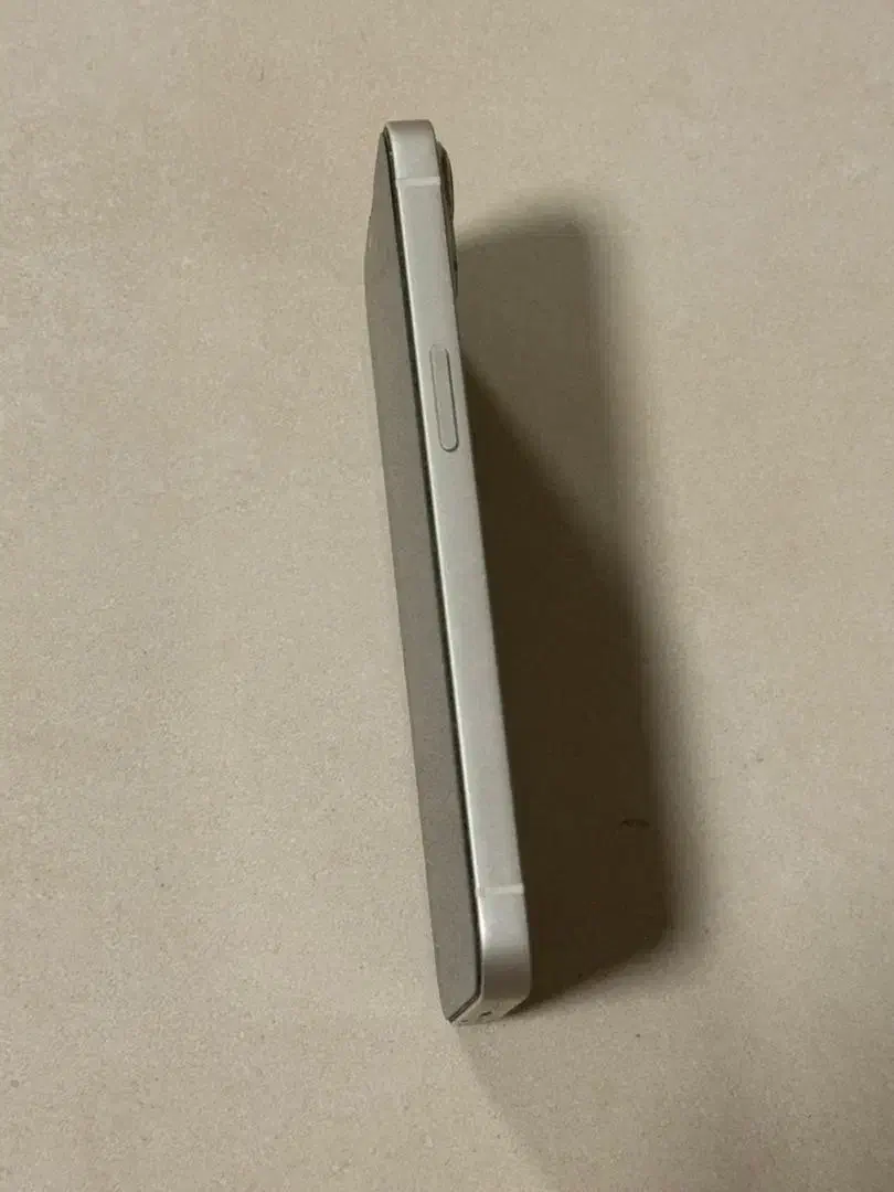 آیفون ۱۳ نرمال سفید ۱۲۸ گیگ|موبایل|تهران, کاشانک|دیوار