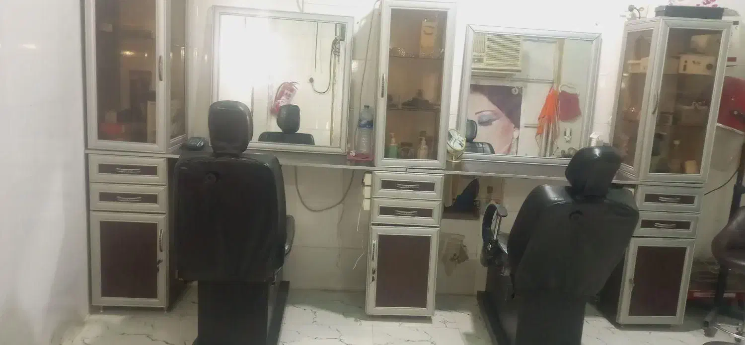 آیینه|آینه|شوشتر, |دیوار