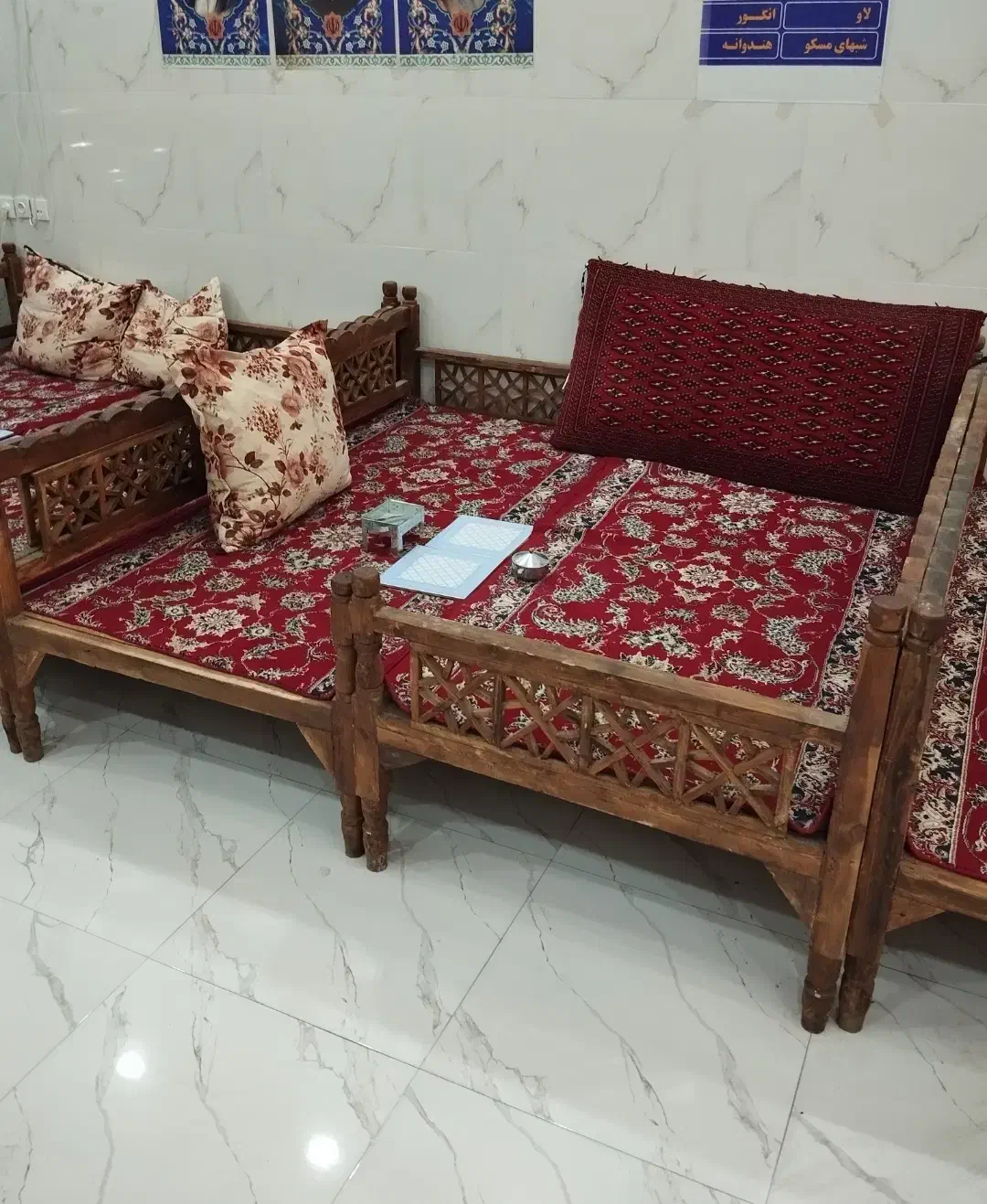 تخت سنتی و مبلمان|مبلمان خانگی و میز عسلی|خاوران, |دیوار