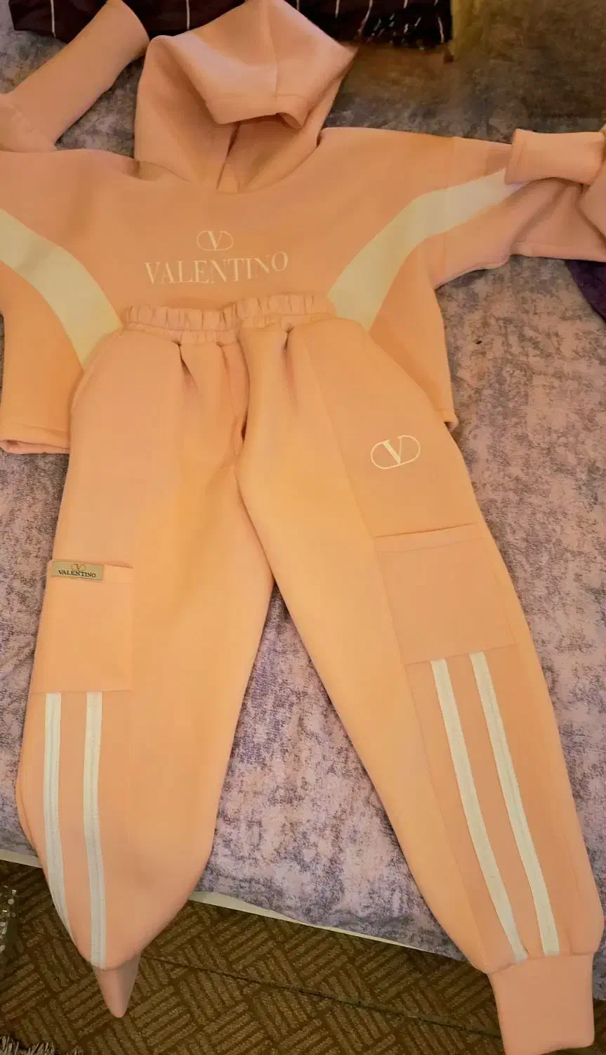 ست هودی شلوار بسیار زیبا کاملا نو تن نخورده|لباس|خرم‌آباد (تنکابن), |دیوار