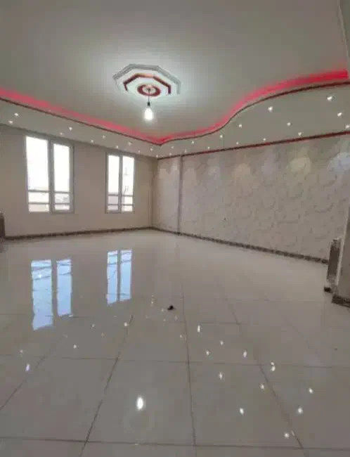 رهن آپارتمان ۸۵ متری ۲ خواب در خیابان طالقانی|اجارهٔ آپارتمان|ورامین, ورامین|دیوار