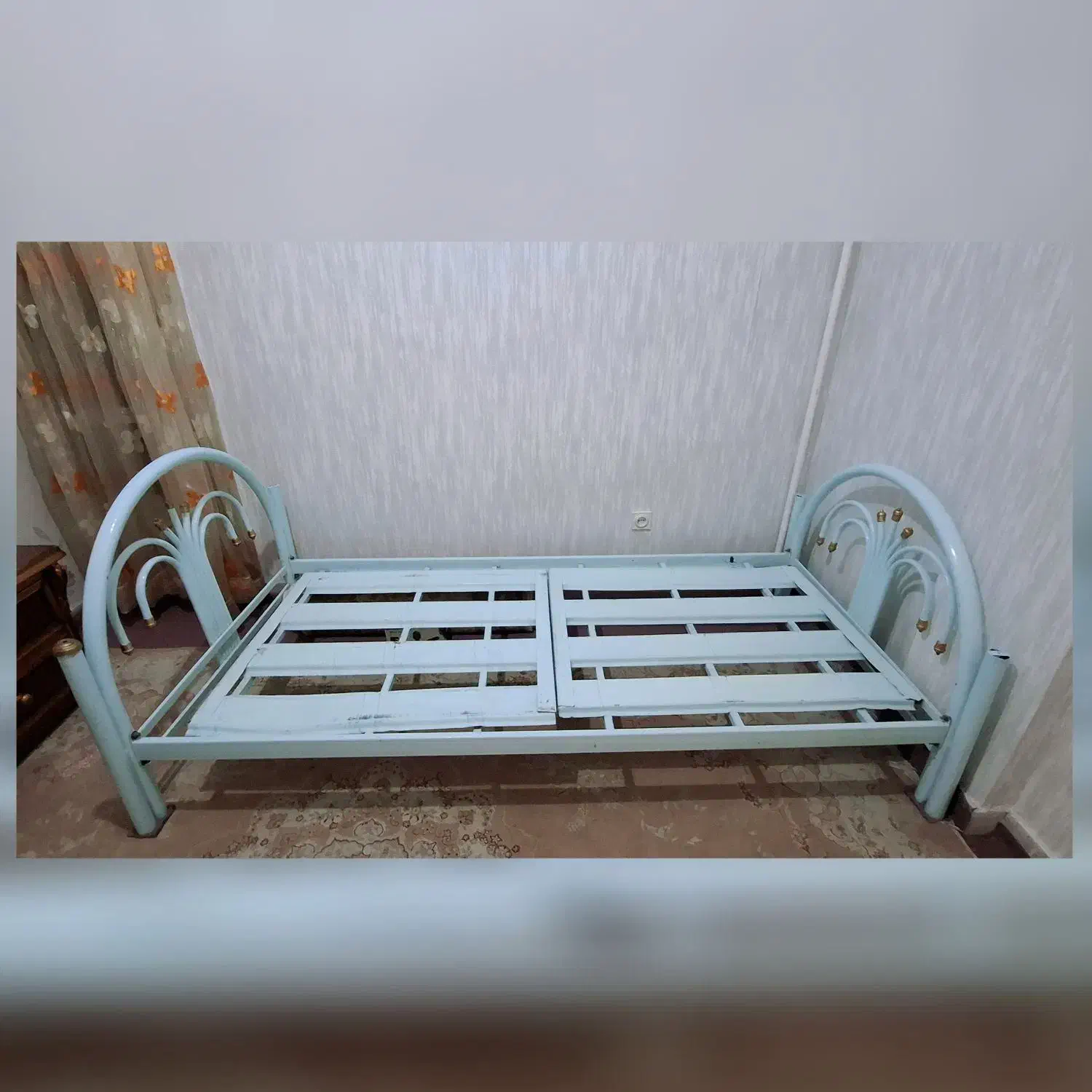 تخت فلزی یک نفره ابعاد 200×90|تخت و سرویس خواب|تهران, خواجه نظام الملک|دیوار