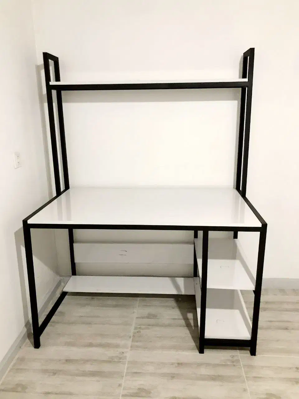 میزتحریر.میزکامپیوتر. میز ترید مدل شلف دار|میز تحریر و کامپیوتر|رشت, بلوار گیلان|دیوار