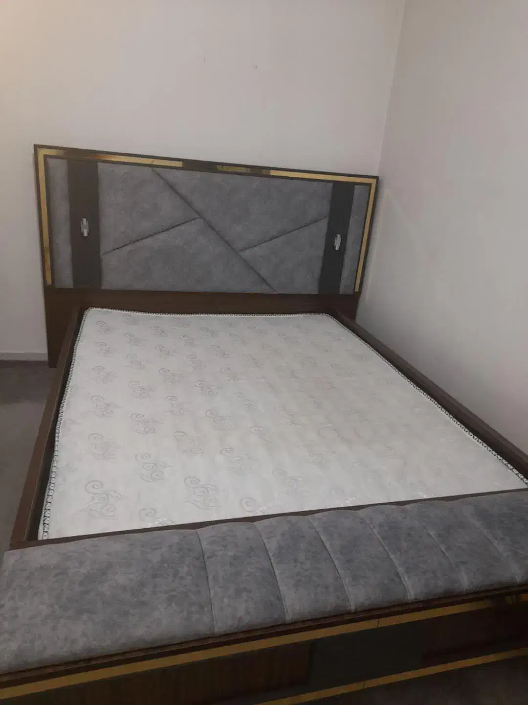 سرویس خواب|تخت و سرویس خواب|خرمدشت, |دیوار