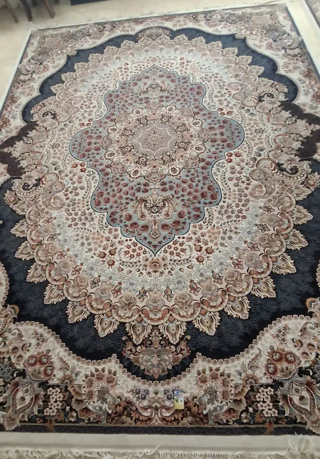 دو تخته فرش 12 متری قیمت هر کدام 10 میلیون تومان|فرش|آمل, |دیوار